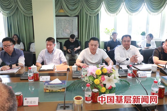 華春藥業(yè)與全國省級總經銷商簽署合作協(xié)議