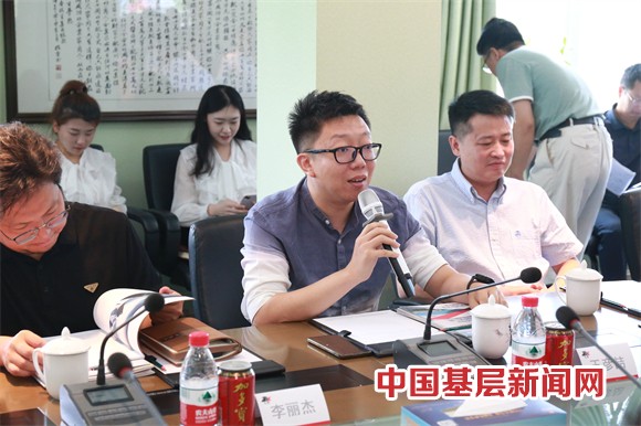 華春藥業(yè)與全國省級總經銷商簽署合作協(xié)議